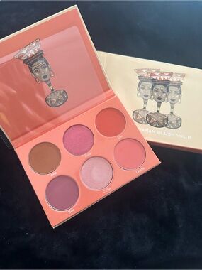 Juvia’s Place Saharan Blush Palette Vol. II